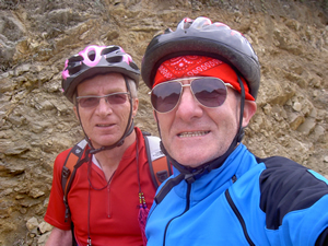 Graeme_John From the smile, I believe this is India...(Graeme on right).