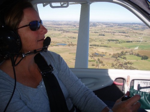 Large Kate flying in the thin stuff....