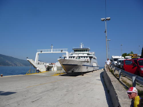 P1030978 The ferry at Merag