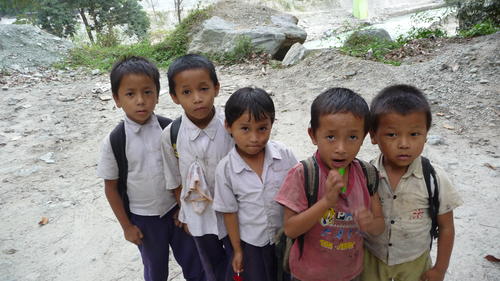 Some kids on the road to Gangtok