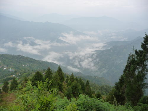 The view from the Delo.  We could not see Kangchendzanga from here as it was hazy, but on a clear day you can....in one scene you have the river up to the top in view....8.000 meters of elevation.  This is one of the few places  where you can see that.