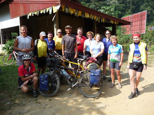 At the rest stop headed into Vangvieng
