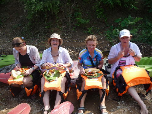 Ou BBQ lunch on the river.....