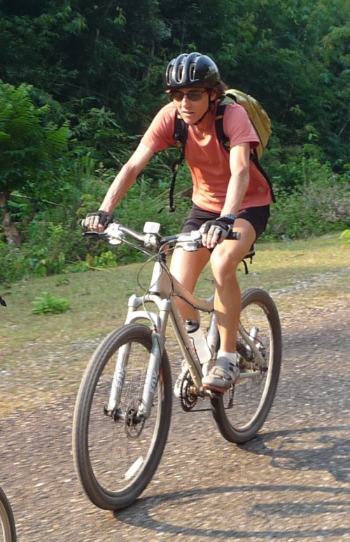 Robin can motor.  There is no doubt about that.  This is Indochine in 2010
